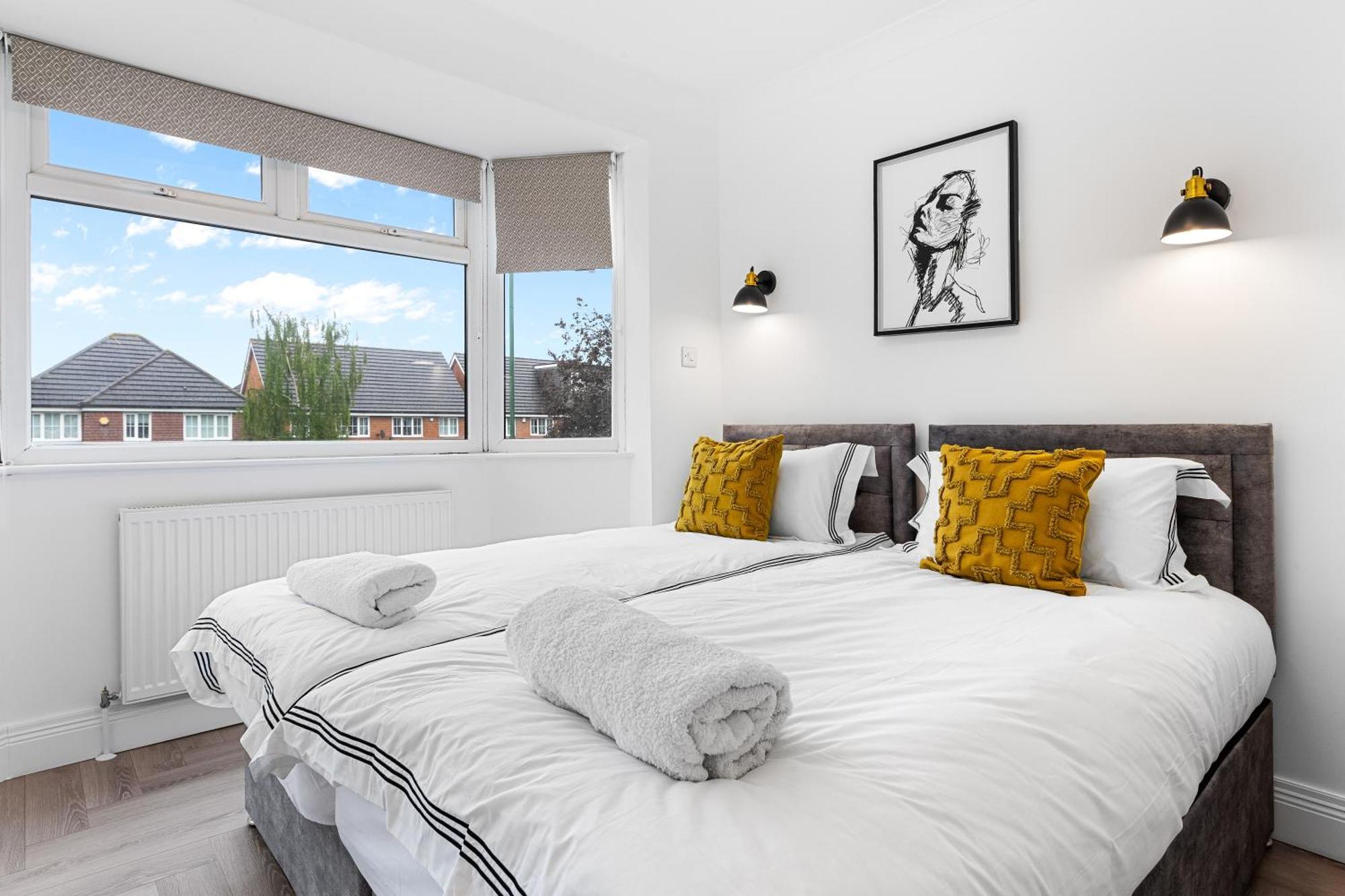 3 Bedroom House Close To Dartford Station Экстерьер фото