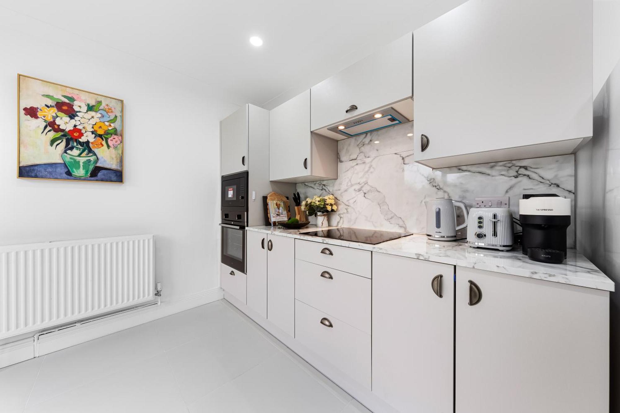 3 Bedroom House Close To Dartford Station Экстерьер фото
